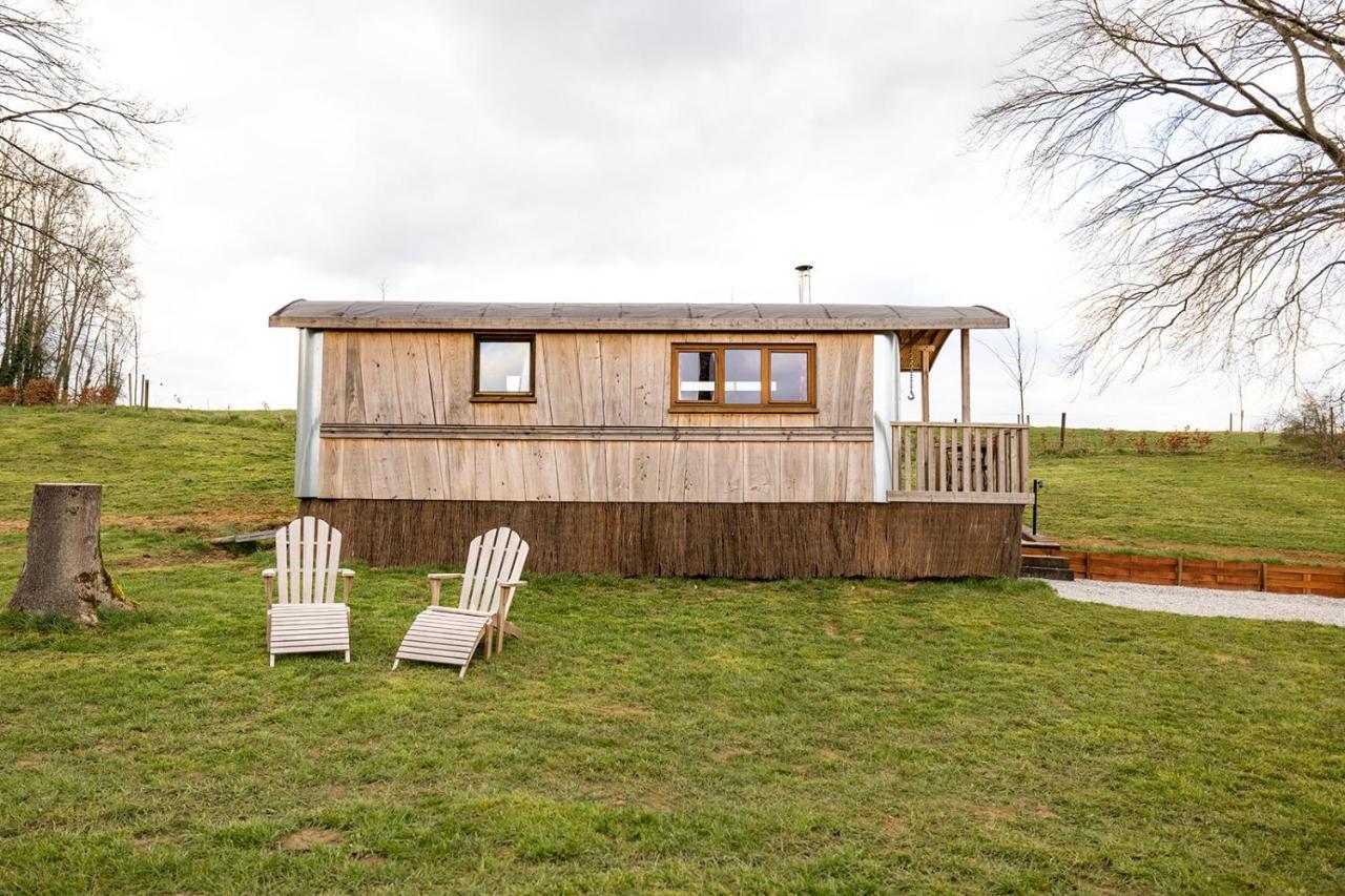 Aqualodge Hotel Insolite Ermeton-sur-Biert エクステリア 写真
